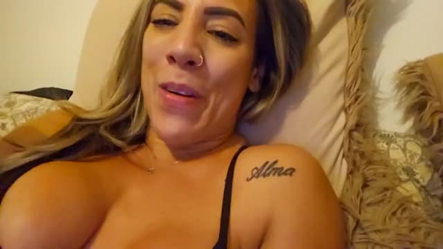 Gallery image thumbnail from MissJ's myfreecams stream on, 08/06/2024, 24:46 image 1 of 20