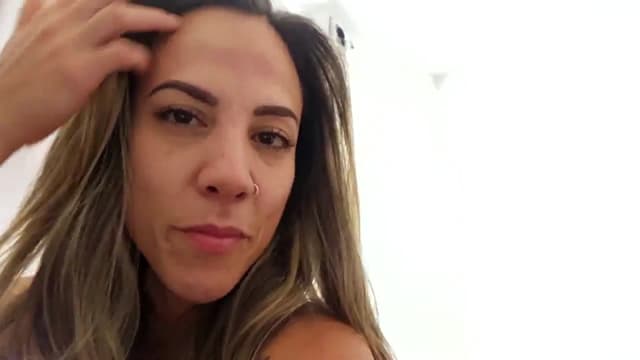 Gallery image thumbnail from MissJ's myfreecams stream on, 08/18/2024, 12:35 image 13 of 20