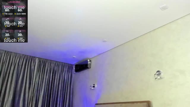Gallery image thumbnail from MmmK_'s myfreecams stream on, 10/07/2025, 19:33 image 1 of 20