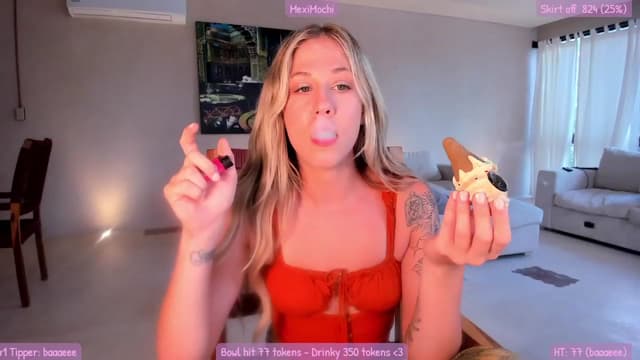 Gallery image thumbnail from Mochi's myfreecams stream on, 02/01/2023, 22:58 image 5 of 20