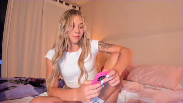 Gallery image thumbnail from Mochi's myfreecams stream on, 02/07/2023, 06:29 image 18 of 20
