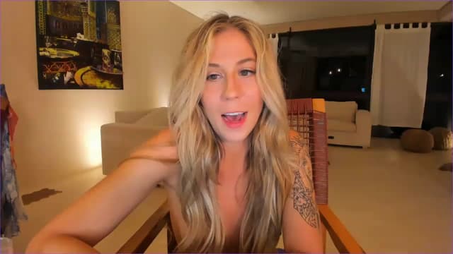Gallery image thumbnail from Mochi's myfreecams stream on, 02/25/2023, 03:29 image 17 of 20