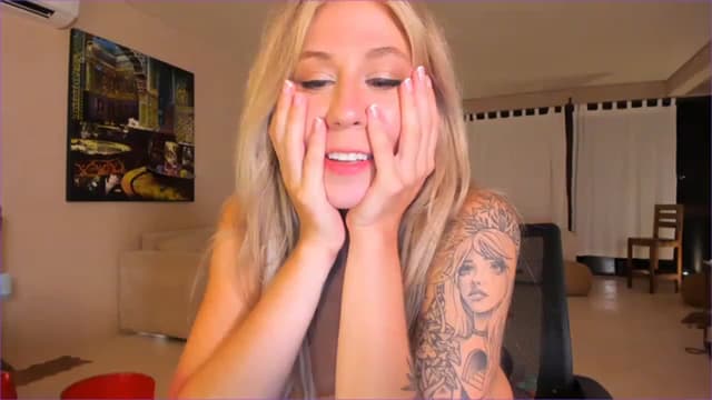 Gallery image thumbnail from Mochi's myfreecams stream on, 03/04/2023, 05:42 image 14 of 20