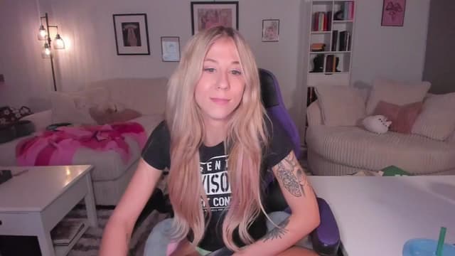 Gallery image thumbnail from Mochi's myfreecams stream on, 05/22/2024, 03:42 image 14 of 20