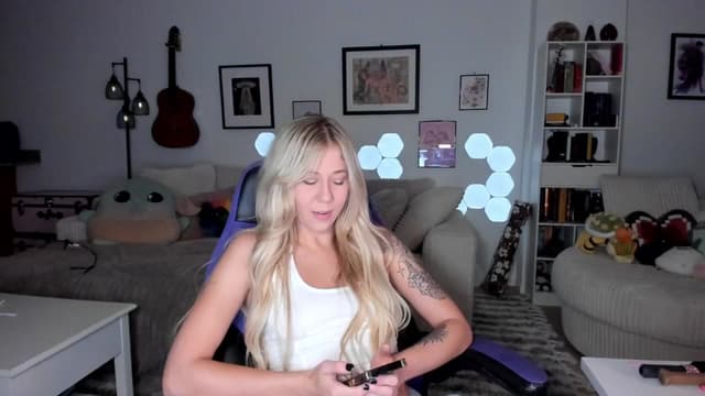 Gallery image thumbnail from Mochi's myfreecams stream on, 08/09/2024, 06:00 image 2 of 20