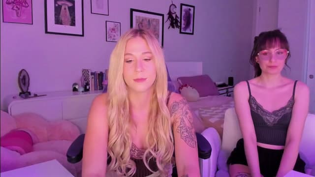 Gallery image thumbnail from Mochi's myfreecams stream on, 12/30/2025, 01:28 image 9 of 20