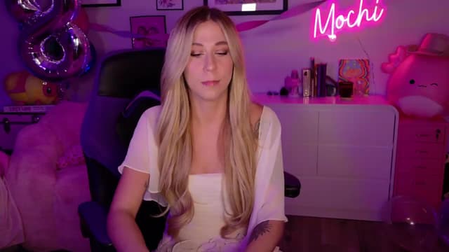 Gallery image thumbnail from Mochi's myfreecams stream on, 07/01/2026, 10:30 image 11 of 20