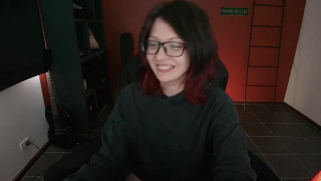 Gallery image thumbnail from Model's myfreecams stream on, 09/16/2025, 03:27 image 3 of 20