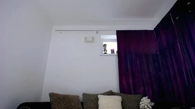 Gallery image thumbnail from NIVEA's myfreecams stream on, 04/25/2026, 16:38 image 19 of 20