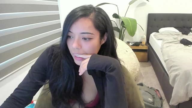 Gallery image thumbnail from Nami_'s myfreecams stream on, 09/01/2023, 02:42 image 5 of 20