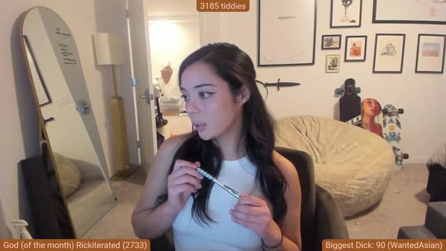 Gallery image thumbnail from Nami_'s myfreecams stream on, 01/26/2024, 04:37 image 19 of 20