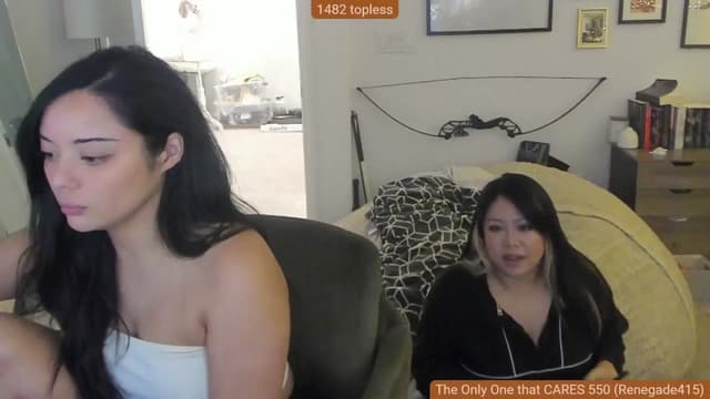 Gallery image thumbnail from Nami_'s myfreecams stream on, 06/27/2024, 05:51 image 12 of 20