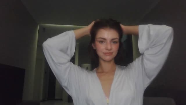 Gallery image thumbnail from Nerdi's myfreecams stream on, 07/08/2025, 23:56 image 16 of 20