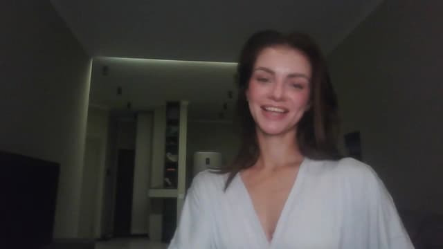 Gallery image thumbnail from Nerdi's myfreecams stream on, 07/08/2025, 23:56 image 4 of 20