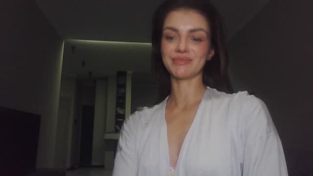 Gallery image thumbnail from Nerdi's myfreecams stream on, 07/09/2025, 01:42 image 9 of 20