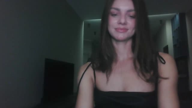 Gallery image thumbnail from Nerdi's myfreecams stream on, 07/10/2025, 22:21 image 10 of 20