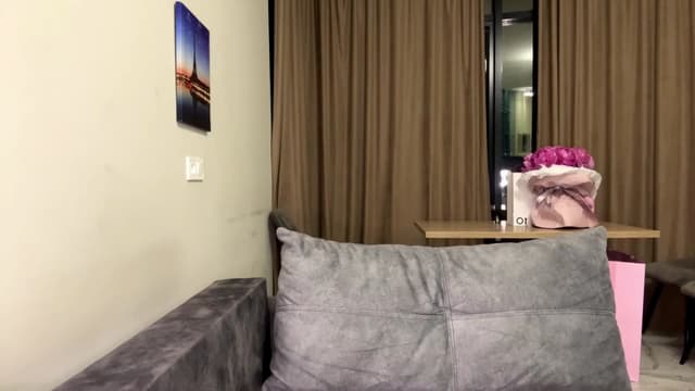 Gallery image thumbnail from Nerdi's myfreecams stream on, 07/28/2025, 21:22 image 15 of 20