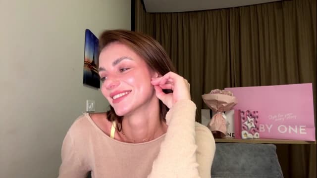 Gallery image thumbnail from Nerdi's myfreecams stream on, 08/05/2025, 21:42 image 20 of 20