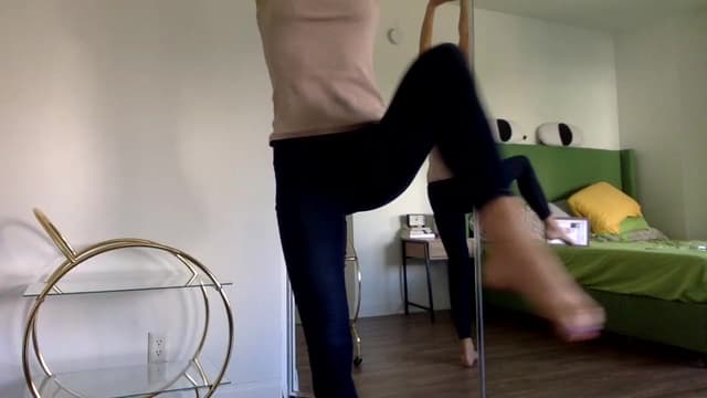 Gallery image thumbnail from Omilk's myfreecams stream on, 01/14/2025, 20:18 image 1 of 20