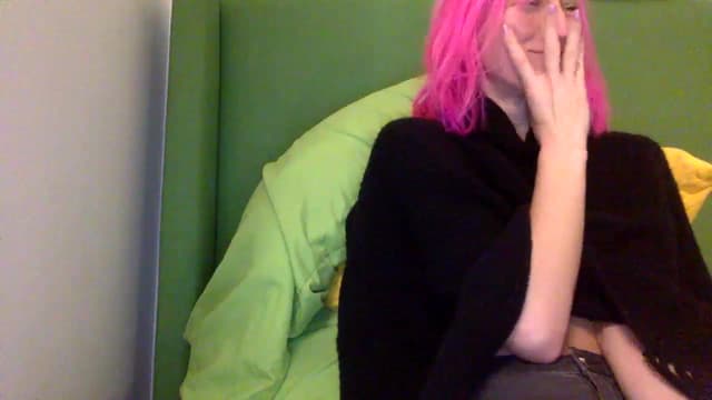 Gallery image thumbnail from Omilk's myfreecams stream on, 02/14/2025, 02:04 image 17 of 20