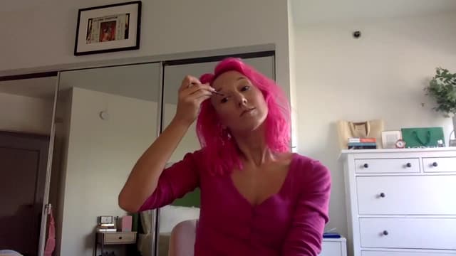 Gallery image thumbnail from Omilk's myfreecams stream on, 02/18/2025, 19:50 image 10 of 20