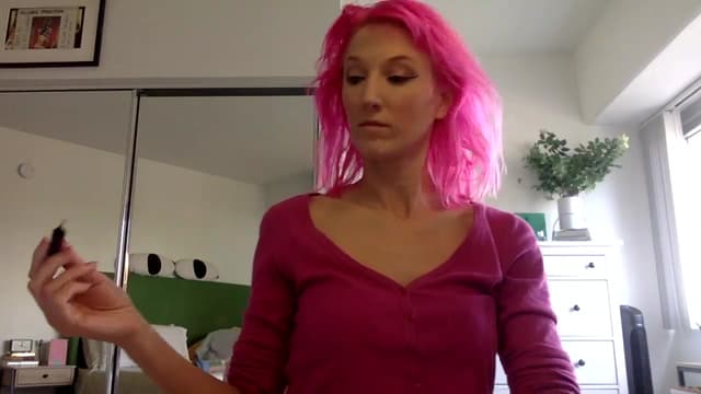 Gallery image thumbnail from Omilk's myfreecams stream on, 02/18/2025, 19:50 image 16 of 20