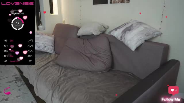 Gallery image thumbnail from Oxxme's myfreecams stream on, 03/26/2023, 14:41 image 6 of 20