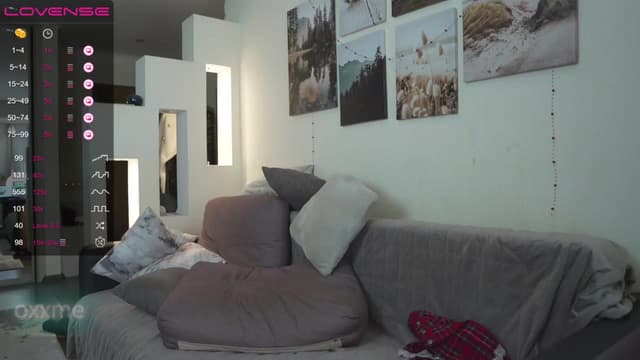Gallery image thumbnail from Oxxme's myfreecams stream on, 10/22/2023, 13:48 image 17 of 20