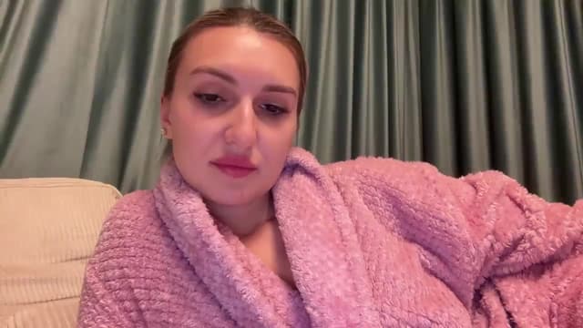 Gallery image thumbnail from PUJIE's myfreecams stream on, 12/17/2025, 19:25 image 9 of 20