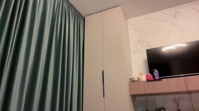 Gallery image thumbnail from PUJIE's myfreecams stream on, 07/01/2026, 20:18 image 4 of 20