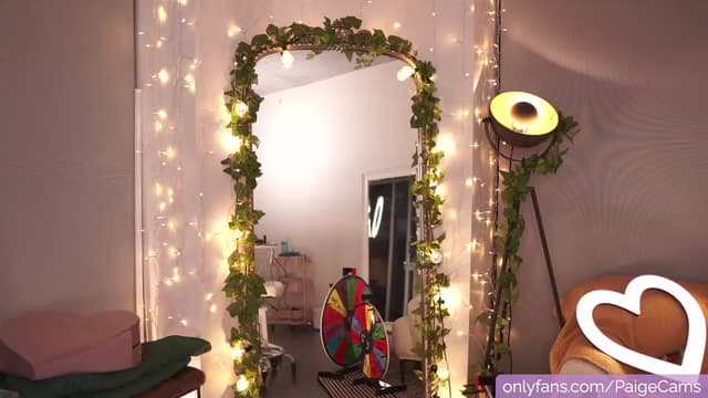 Gallery image thumbnail from Paige's myfreecams stream on, 02/17/2023, 05:45 image 5 of 20