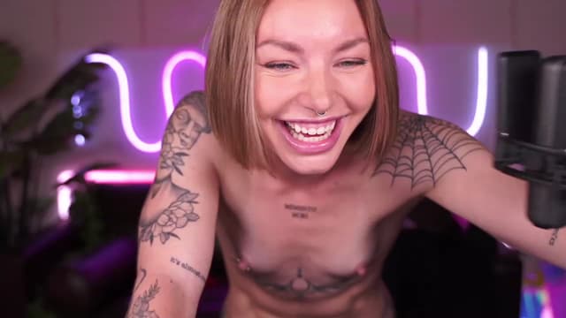 Gallery image thumbnail from Paige's myfreecams stream on, 07/29/2023, 04:39 image 8 of 20