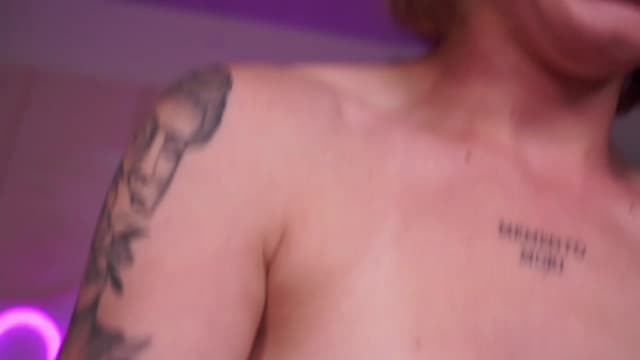 Gallery image thumbnail from Paige's myfreecams stream on, 08/01/2023, 02:57 image 17 of 20
