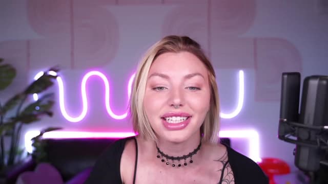 Gallery image thumbnail from Paige's myfreecams stream on, 08/17/2023, 03:59 image 2 of 20