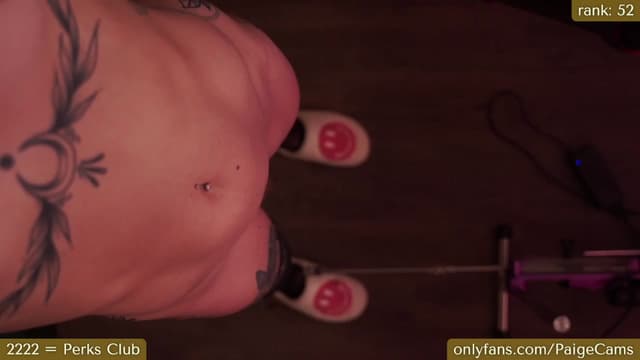 Gallery image thumbnail from Paige's myfreecams stream on, 11/18/2023, 07:06 image 4 of 20