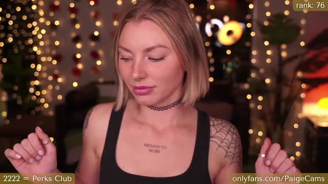 Gallery image thumbnail from Paige's myfreecams stream on, 11/23/2023, 02:34 image 6 of 20