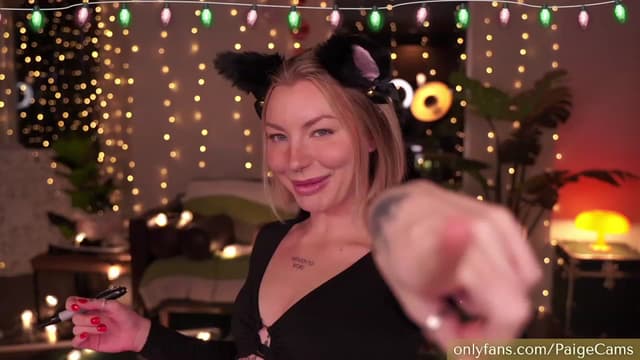 Gallery image thumbnail from Paige's myfreecams stream on, 12/10/2023, 04:09 image 11 of 20