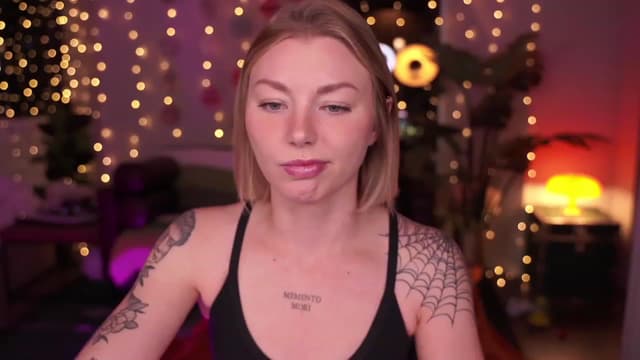Gallery image thumbnail from Paige's myfreecams stream on, 12/30/2023, 05:38 image 17 of 20