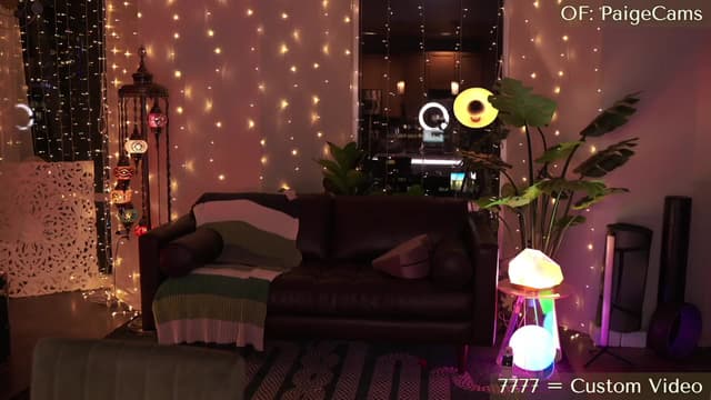 Gallery image thumbnail from Paige's myfreecams stream on, 01/27/2024, 01:01 image 20 of 20