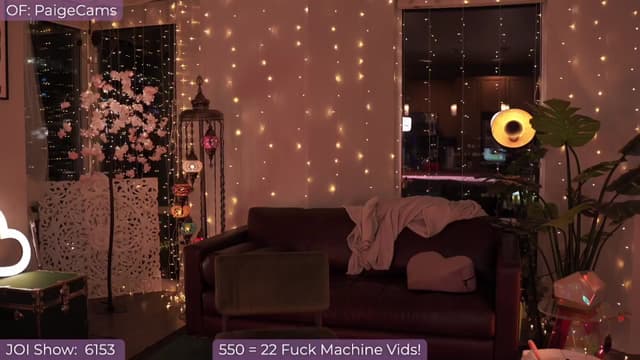 Gallery image thumbnail from Paige's myfreecams stream on, 03/30/2024, 06:06 image 6 of 20