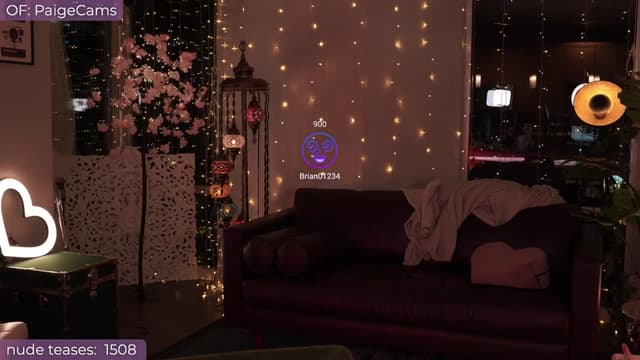 Gallery image thumbnail from Paige's myfreecams stream on, 03/31/2024, 04:49 image 4 of 20