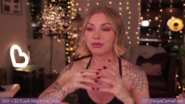 Gallery image thumbnail from Paige's myfreecams stream on, 04/01/2024, 03:57 image 11 of 20