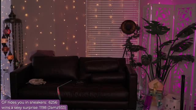 Gallery image thumbnail from Paige's myfreecams stream on, 06/15/2024, 03:33 image 9 of 20