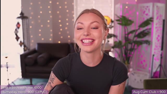 Gallery image thumbnail from Paige's myfreecams stream on, 08/15/2024, 24:48 image 18 of 20