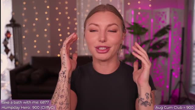 Gallery image thumbnail from Paige's myfreecams stream on, 08/15/2024, 24:48 image 3 of 20