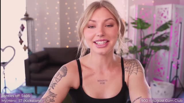 Gallery image thumbnail from Paige's myfreecams stream on, 08/16/2024, 20:06 image 16 of 20