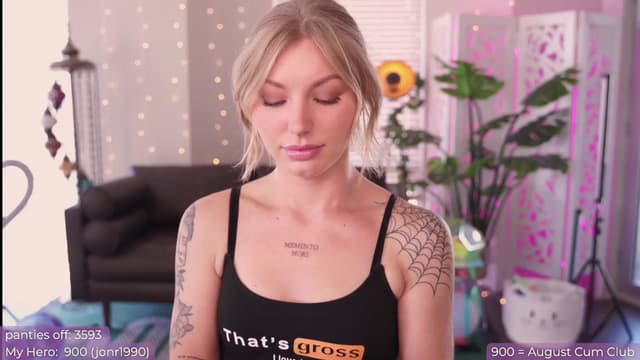 Gallery image thumbnail from Paige's myfreecams stream on, 08/16/2024, 21:18 image 10 of 20