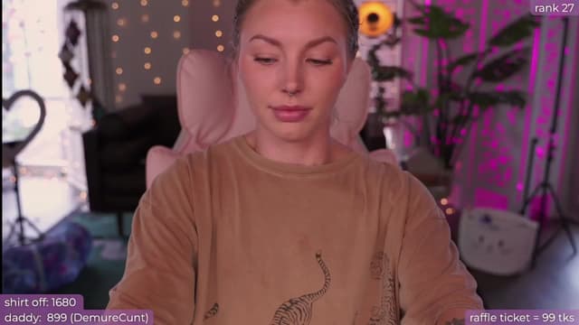Gallery image thumbnail from Paige's myfreecams stream on, 08/18/2024, 23:43 image 15 of 20