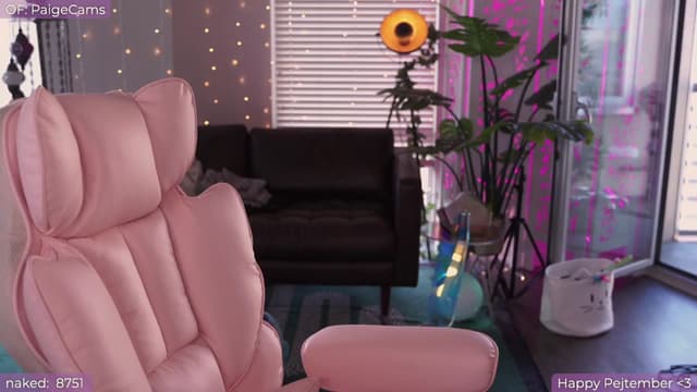 Gallery image thumbnail from Paige's myfreecams stream on, 09/02/2024, 24:37 image 10 of 20