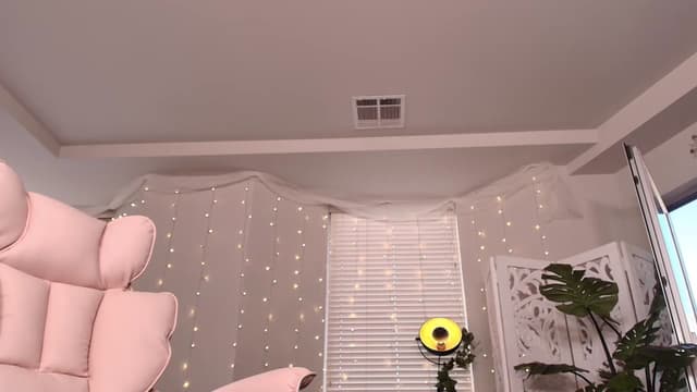 Gallery image thumbnail from Paige's myfreecams stream on, 10/05/2024, 01:24 image 13 of 20